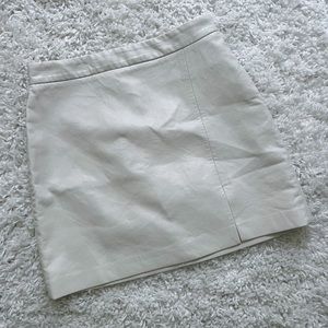 Wilfred patio mini skirt